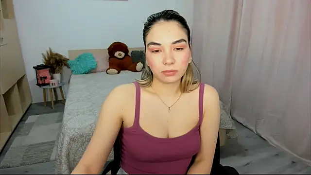 Alexa Dolly12 online show from 02-18-26, 06:42