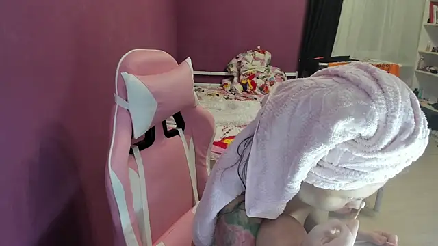 Snapshot of Lika8234 chatting on 10-03-25, 08:28 Lika8234 online show from 10-03-25, 08:28