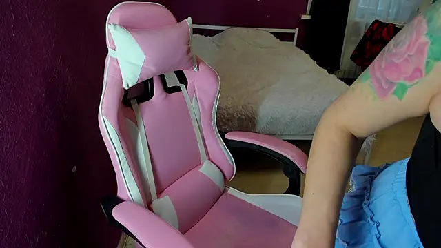 Snapshot of Lika8234 chatting on 02-20-26, 02:50 Lika8234 online show from 02-20-26, 02:50