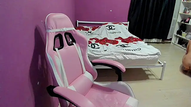 Snapshot of Lika8234 chatting on 03-01-26, 05:04 Lika8234 online show from 03-01-26, 05:04