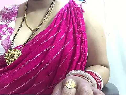 Snapshot of Desi_bhabhiii chatting on 01-03-25, 05:50 Desi bhabhiii online show from 01-03-25, 05:50