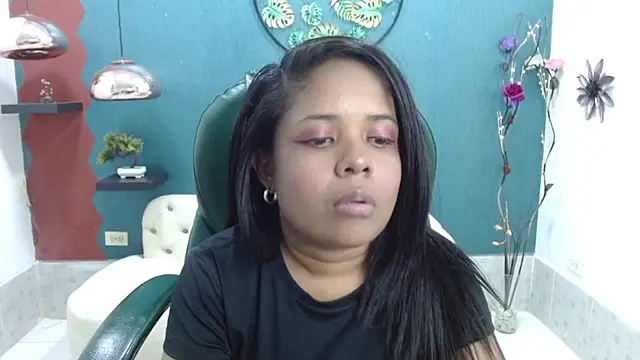 Melikasweetz online show from 01-22-25, 05:28