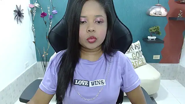 Melikasweetz online show from 03-05-25, 05:29