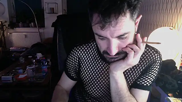 tomz0819 online show from 02-25-25, 05:41