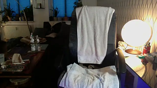 tomz0819 online show from 06-11-26, 03:26
