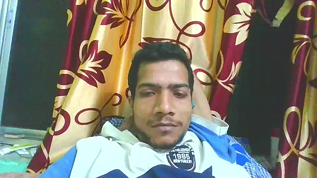 Snapshot of Alex_Suman25 chatting on 01-25-25, 01:19 Alex Suman25 online show from 01-25-25, 01:19