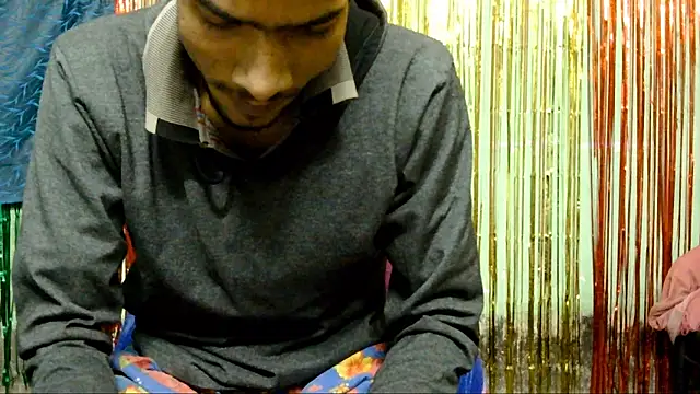Snapshot of Alex_Suman25 chatting on 01-28-25, 12:54 Alex Suman25 online show from 01-28-25, 12:54