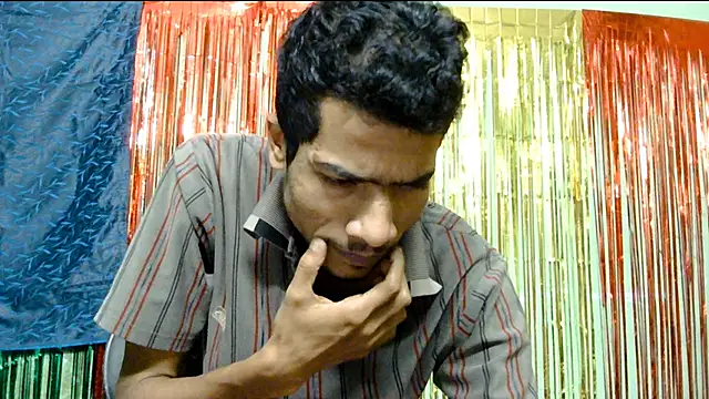 Snapshot of Alex_Suman25 chatting on 01-29-25, 12:56 Alex Suman25 online show from 01-29-25, 12:56