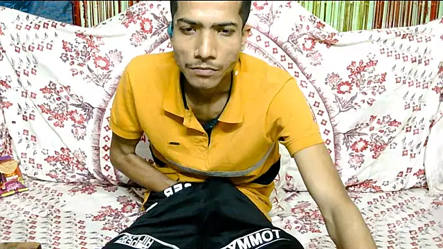 Snapshot of Alex_Suman25 chatting on 02-07-25, 02:58 Alex Suman25 online show from 02-07-25, 02:58