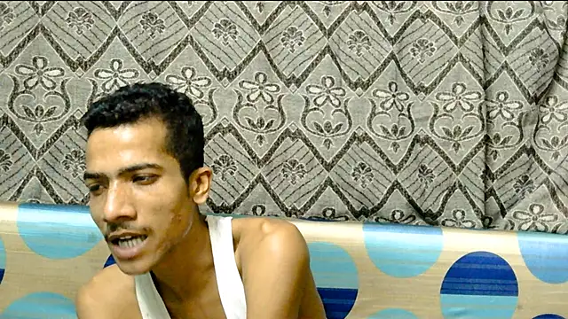Snapshot of Alex_Suman25 chatting on 02-18-25, 05:10 Alex Suman25 online show from 02-18-25, 05:10