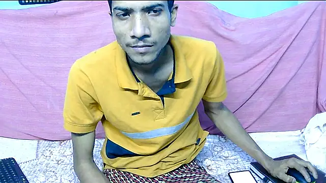 Snapshot of Alex_Suman25 chatting on 02-25-25, 06:53 Alex Suman25 online show from 02-25-25, 06:53