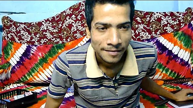 Snapshot of Alex_Suman25 chatting on 03-06-25, 06:26 Alex Suman25 online show from 03-06-25, 06:26