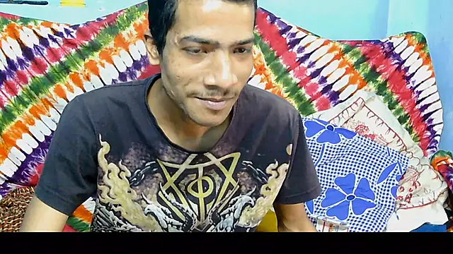 Snapshot of Alex_Suman25 chatting on 03-08-25, 08:22 Alex Suman25 online show from 03-08-25, 08:22