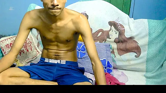 Snapshot of Alex_Suman25 chatting on 03-19-25, 12:12 Alex Suman25 online show from 03-19-25, 12:12