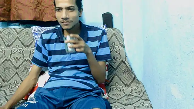 Snapshot of Alex_Suman25 chatting on 09-17-25, 06:53 Alex Suman25 online show from 09-17-25, 06:53