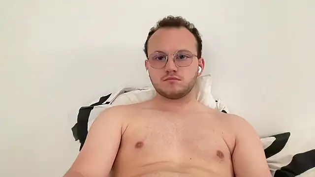 Letroueurfou online show from 04-23-26, 10:47