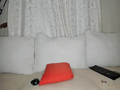 Mamii water online show from 02-17-26, 05:59