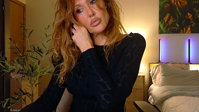 Snapshot of joycesilver chatting on 01-09-26, 02:25 joycesilver online show from 01-09-26, 02:25