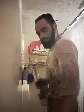 Snapshot of C8L3U chatting on 12-22-24, 07:22 C8L3U online show from 12-22-24, 07:22