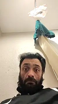 Snapshot of C8L3U chatting on 01-24-25, 04:59 C8L3U online show from 01-24-25, 04:59