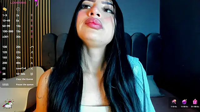 Nicolette ks  online show from 02-05-26, 04:28