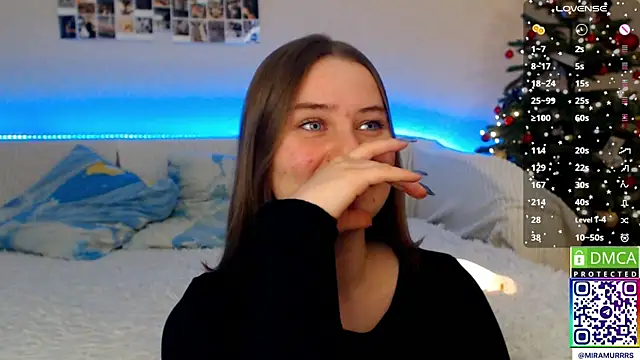 Snapshot of MurrrWorren chatting on 01-07-25, 12:13 MurrrWorren online show from 01-07-25, 12:13