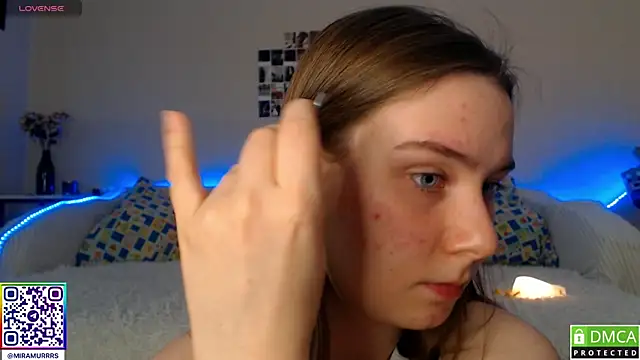 Snapshot of MurrrWorren chatting on 02-14-25, 11:42 MurrrWorren online show from 02-14-25, 11:42