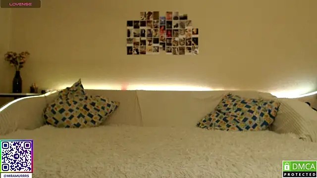 Snapshot of MurrrWorren chatting on 02-21-25, 03:10 MurrrWorren online show from 02-21-25, 03:10