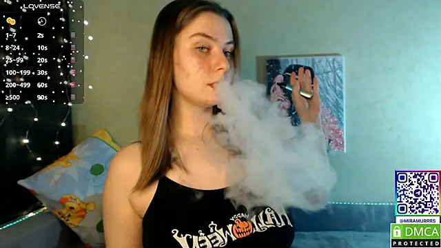 Snapshot of MurrrWorren chatting on 12-05-25, 12:47 MurrrWorren online show from 12-05-25, 12:47