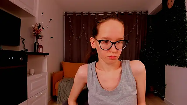 Snapshot of BettyBrowni chatting on 01-26-25, 10:13 BettyBrowni online show from 01-26-25, 10:13