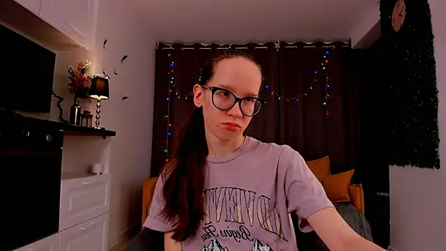 Snapshot of BettyBrowni chatting on 02-03-25, 04:10 BettyBrowni online show from 02-03-25, 04:10