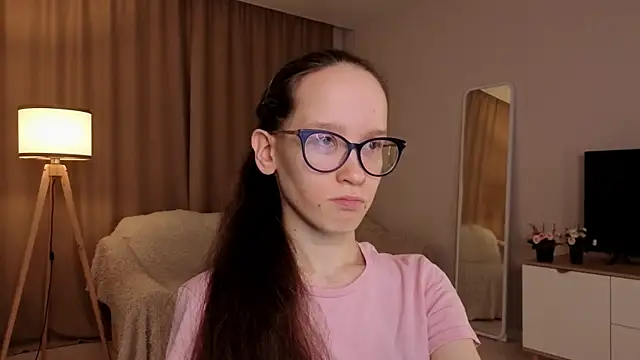 BettyBrowni online show from 04-19-26, 04:06