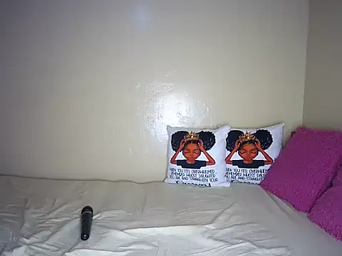 Snapshot of Sparkles_J chatting on 01-25-25, 08:00 Sparkles J online show from 01-25-25, 08:00