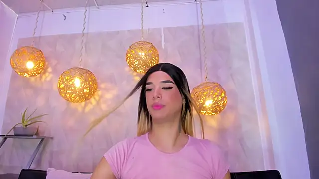 victoria aleia  online show from 01-22-25, 09:21