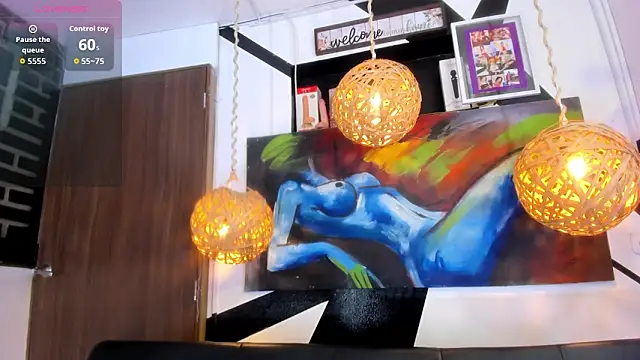 victoria aleia  online show from 10-08-25, 11:02