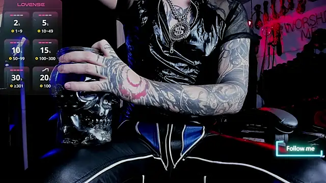 Snapshot of allanhurtss chatting on 10-01-25, 03:18 allanhurtss online show from 10-01-25, 03:18