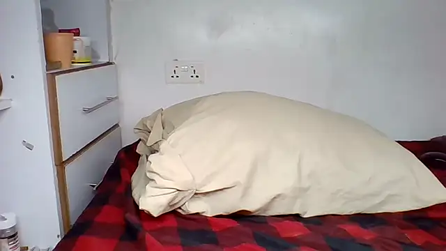 Precious Diva online show from 02-25-26, 11:25