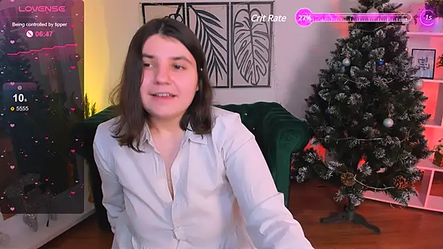 Snapshot of Viola__Shy chatting on 01-12-25, 01:00 Viola Shy online show from 01-12-25, 01:00