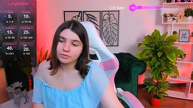 Snapshot of Viola__Shy chatting on 01-24-25, 12:09 Viola Shy online show from 01-24-25, 12:09