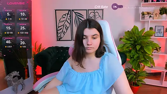 Snapshot of Viola__Shy chatting on 01-24-25, 03:11 Viola Shy online show from 01-24-25, 03:11