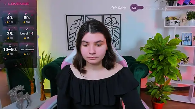 Snapshot of Viola__Shy chatting on 01-28-25, 09:08 Viola Shy online show from 01-28-25, 09:08