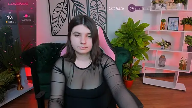 Snapshot of Viola__Shy chatting on 02-16-25, 12:08 Viola Shy online show from 02-16-25, 12:08