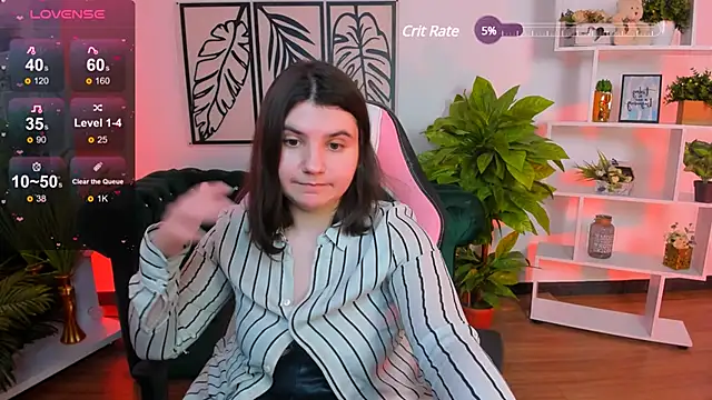 Snapshot of Viola__Shy chatting on 02-19-25, 09:14 Viola Shy online show from 02-19-25, 09:14