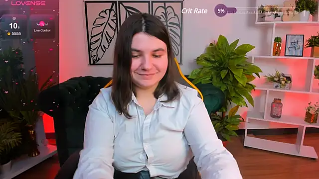 Snapshot of Viola__Shy chatting on 02-22-25, 11:35 Viola Shy online show from 02-22-25, 11:35