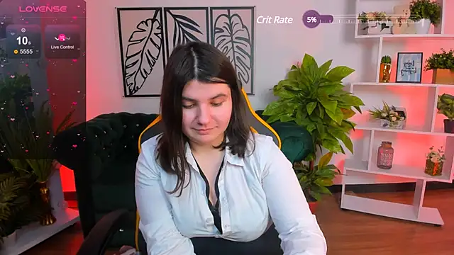 Snapshot of Viola__Shy chatting on 02-26-25, 03:10 Viola Shy online show from 02-26-25, 03:10