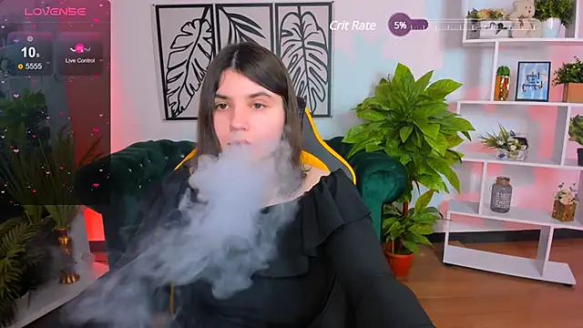 Snapshot of Viola__Shy chatting on 02-28-25, 12:21 Viola Shy online show from 02-28-25, 12:21