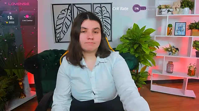 Snapshot of Viola__Shy chatting on 03-05-25, 09:37 Viola Shy online show from 03-05-25, 09:37