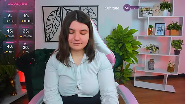 Snapshot of Viola__Shy chatting on 03-06-25, 12:43 Viola Shy online show from 03-06-25, 12:43