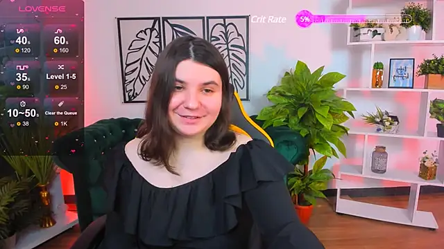 Snapshot of Viola__Shy chatting on 03-06-25, 09:20 Viola Shy online show from 03-06-25, 09:20