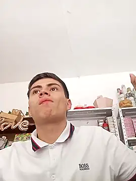 Snapshot of sindays_lov3 chatting on 01-03-25, 08:43 sindays lov3 online show from 01-03-25, 08:43